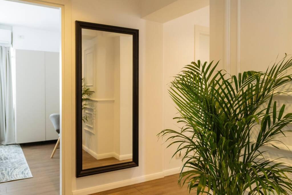 בוקרשט Panoramic Apartment - 4Br - Piata Unirii מראה חיצוני תמונה