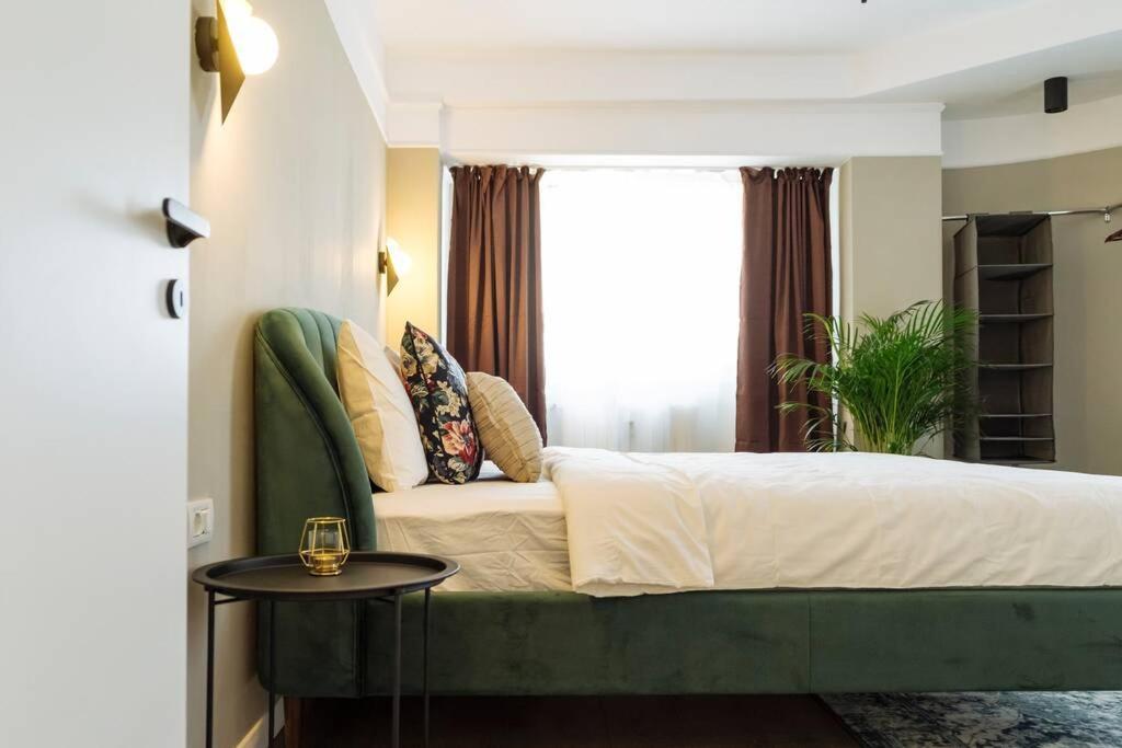 בוקרשט Panoramic Apartment - 4Br - Piata Unirii מראה חיצוני תמונה