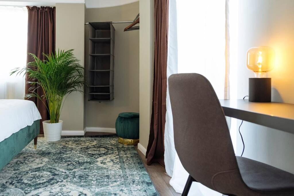 בוקרשט Panoramic Apartment - 4Br - Piata Unirii מראה חיצוני תמונה